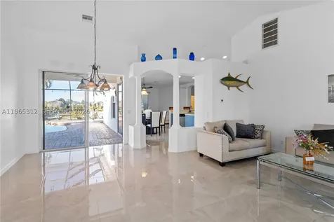 2025 NW 7th Terrace Cape Coral FL 33993