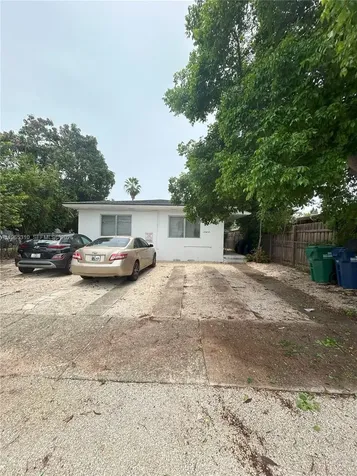 1220-1222 NE 110th Terrace Miami FL 33161
