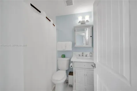 7026 Harbor Village Drive Duck FL 33050