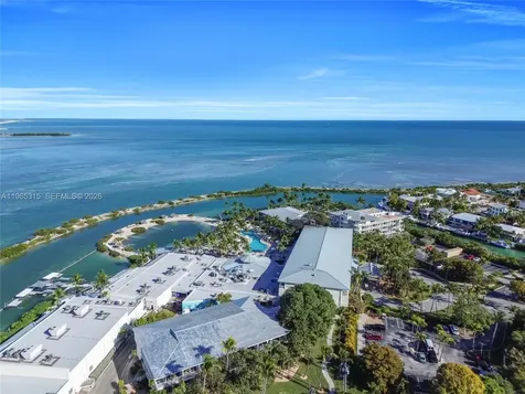 7026 Harbor Village Drive Duck FL 33050