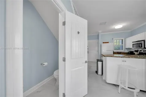 7026 Harbor Village Drive Duck FL 33050