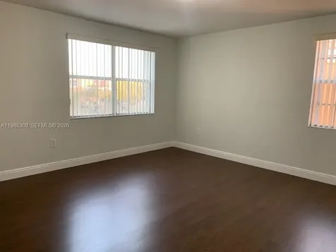 12447 NW 7th Street Miami FL 33182