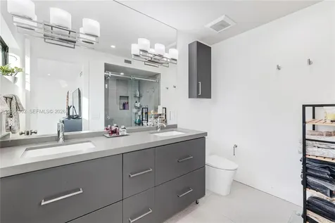 640 Fernwood Road Key Biscayne FL 33149