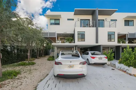 640 Fernwood Road Key Biscayne FL 33149