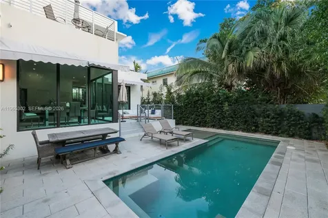 640 Fernwood Road Key Biscayne FL 33149