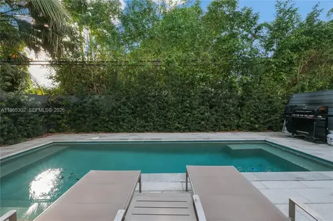 640 Fernwood Road Key Biscayne FL 33149