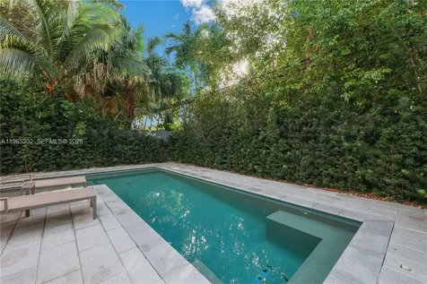 640 Fernwood Road Key Biscayne FL 33149