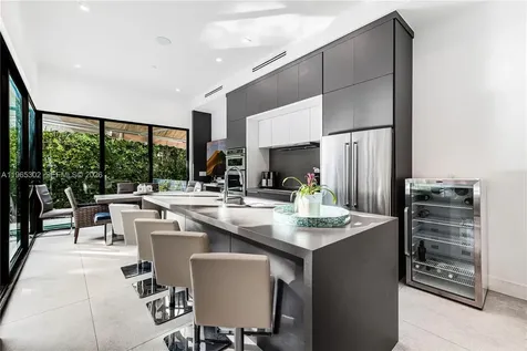640 Fernwood Road Key Biscayne FL 33149