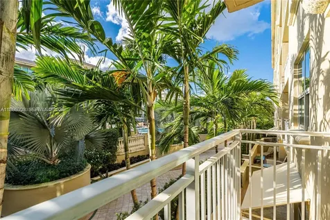 99 SE Mizner Boulevard Boca Raton FL 33432