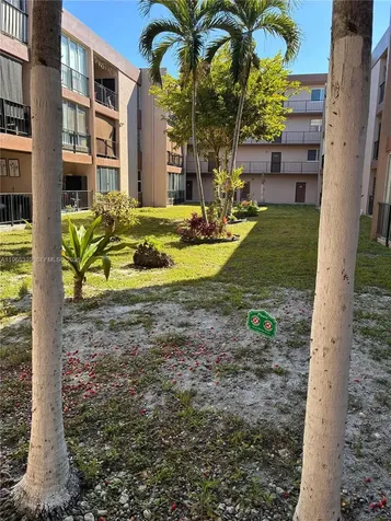 1900 W 68th Street Hialeah FL 33014