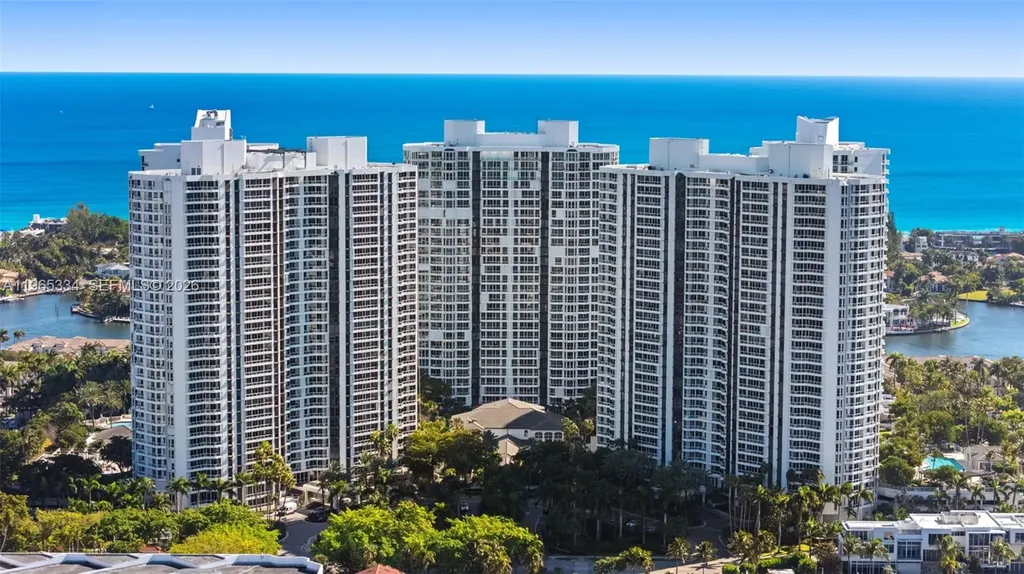 21150 NE 38 Avenue Aventura FL 33180