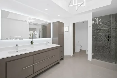21150 NE 38 Avenue Aventura FL 33180