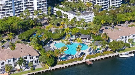 21150 NE 38 Avenue Aventura FL 33180
