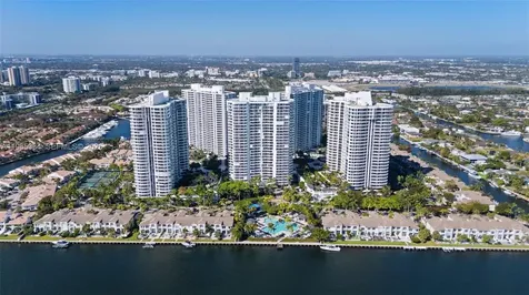 21150 NE 38 Avenue Aventura FL 33180