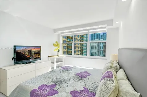 2501 S Ocean Drive Hollywood FL 33019
