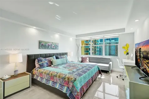 2501 S Ocean Drive Hollywood FL 33019