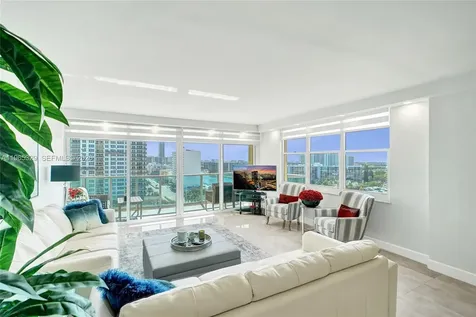 2501 S Ocean Drive Hollywood FL 33019