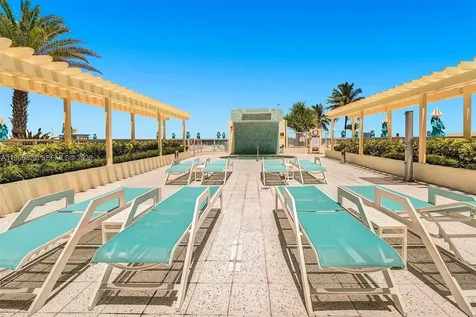 2501 S Ocean Drive Hollywood FL 33019