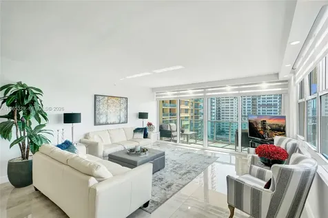 2501 S Ocean Drive Hollywood FL 33019