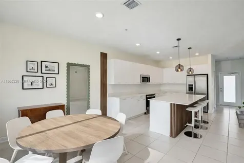 8001 NW 41st Street Doral FL 33166