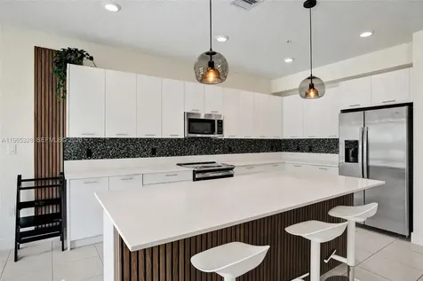 8001 NW 41st Street Doral FL 33166