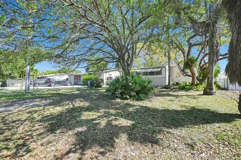 16901 SW 94th Avenue Palmetto Bay FL 33157