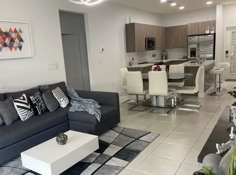 4636 NW 84th Avenue Doral FL 33166