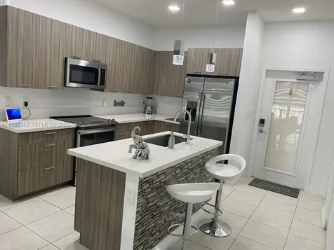 4636 NW 84th Avenue Doral FL 33166