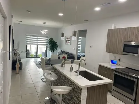 4636 NW 84th Avenue Doral FL 33166