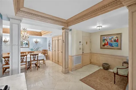 5001 Collins Avenue Miami Beach FL 33140