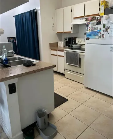 18308 NW 68th Avenue Hialeah FL 33015