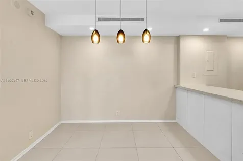 4000 Towerside Terrace Miami FL 33138