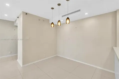 4000 Towerside Terrace Miami FL 33138