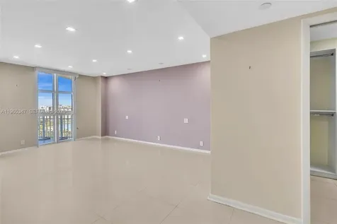 4000 Towerside Terrace Miami FL 33138