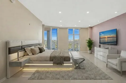 4000 Towerside Terrace Miami FL 33138