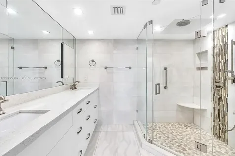4000 Towerside Terrace Miami FL 33138