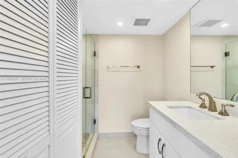 4000 Towerside Terrace Miami FL 33138
