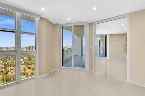 4000 Towerside Terrace Miami FL 33138