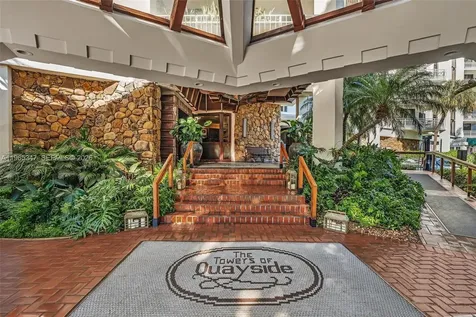 4000 Towerside Terrace Miami FL 33138