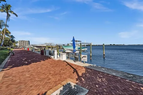4000 Towerside Terrace Miami FL 33138