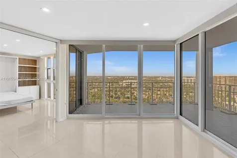 4000 Towerside Terrace Miami FL 33138