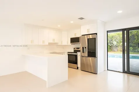 4671 SW 43rd Terrace Dania Beach FL 33314