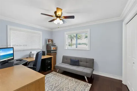 1910 NW 41st Street Oakland Park FL 33309