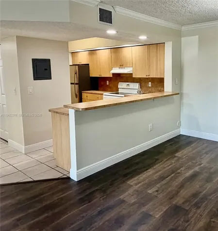 18810 NW 57th Avenue Hialeah FL 33015