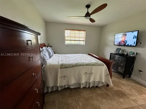 5500 SW 77th Court Miami FL 33155