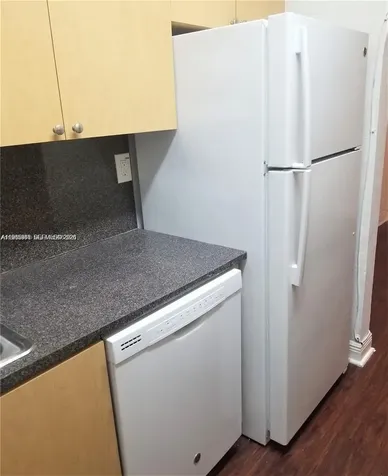 941 NE 169th Street North Miami Beach FL 33162