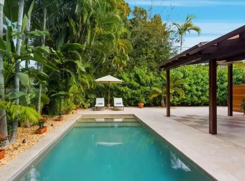 1737 SW 10th Street Miami FL 33135