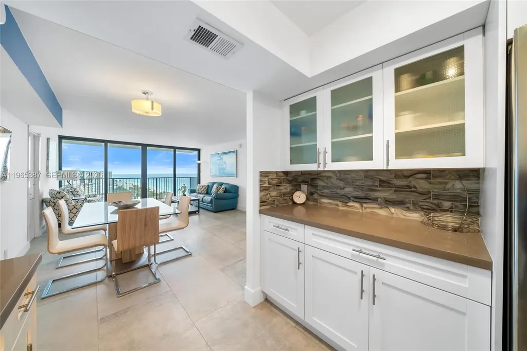 2101 S Ocean Drive Hollywood FL 33019