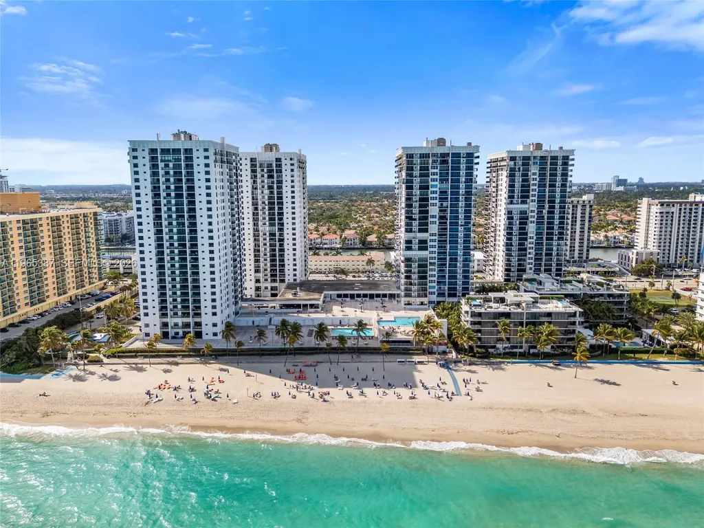 2101 S Ocean Drive Hollywood FL 33019