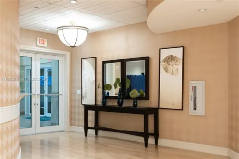 20000 E Country Club Drive Aventura FL 33180